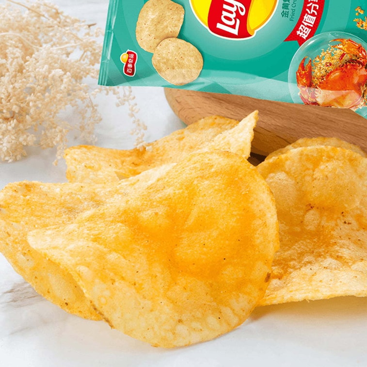 Lays Fried Crab Potato Chips 2.46oz - Authentic Asian Seafood Flavor Snack