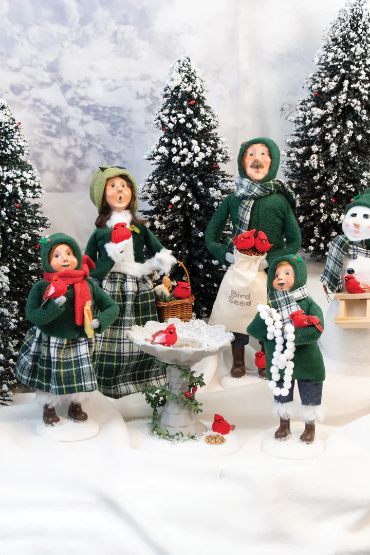 Cardinal Family Carolers - Woman