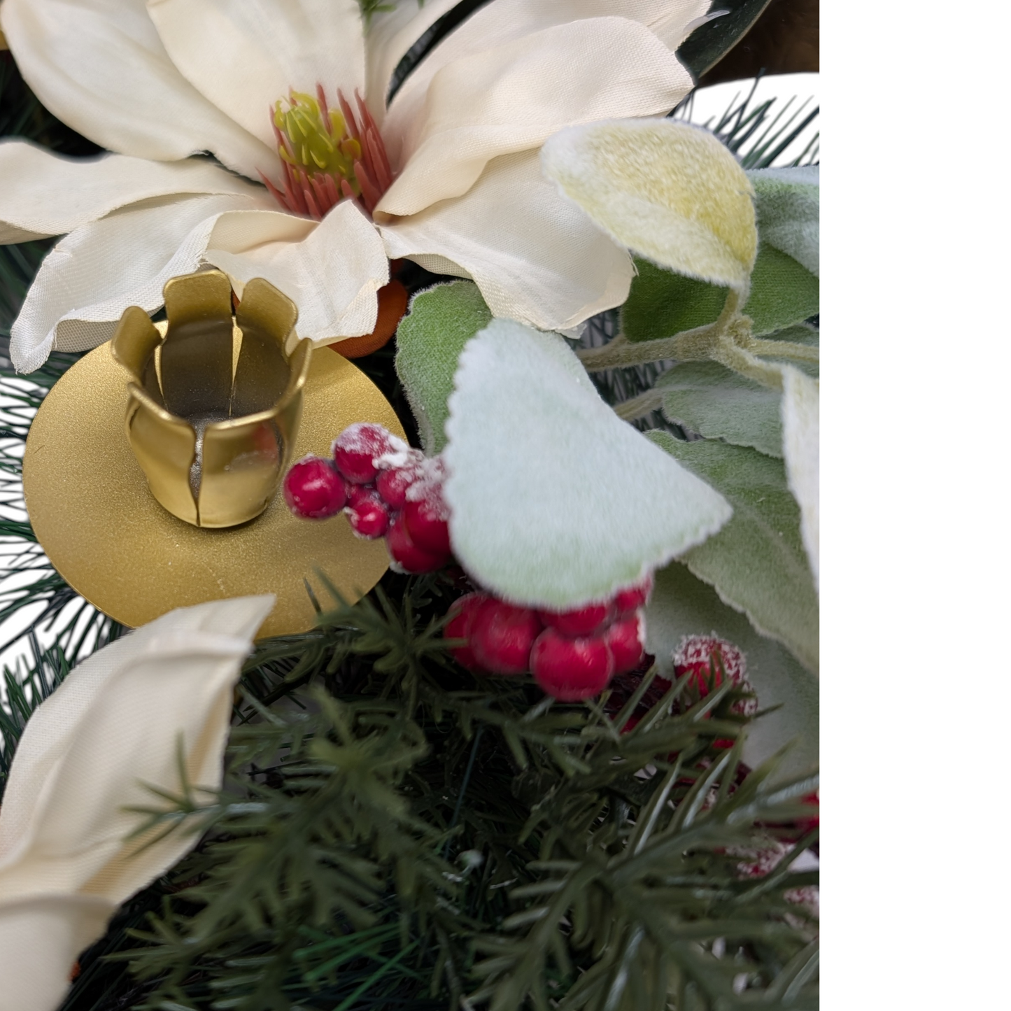 Magnolia Christmas Advent Wreath - 16 Inch