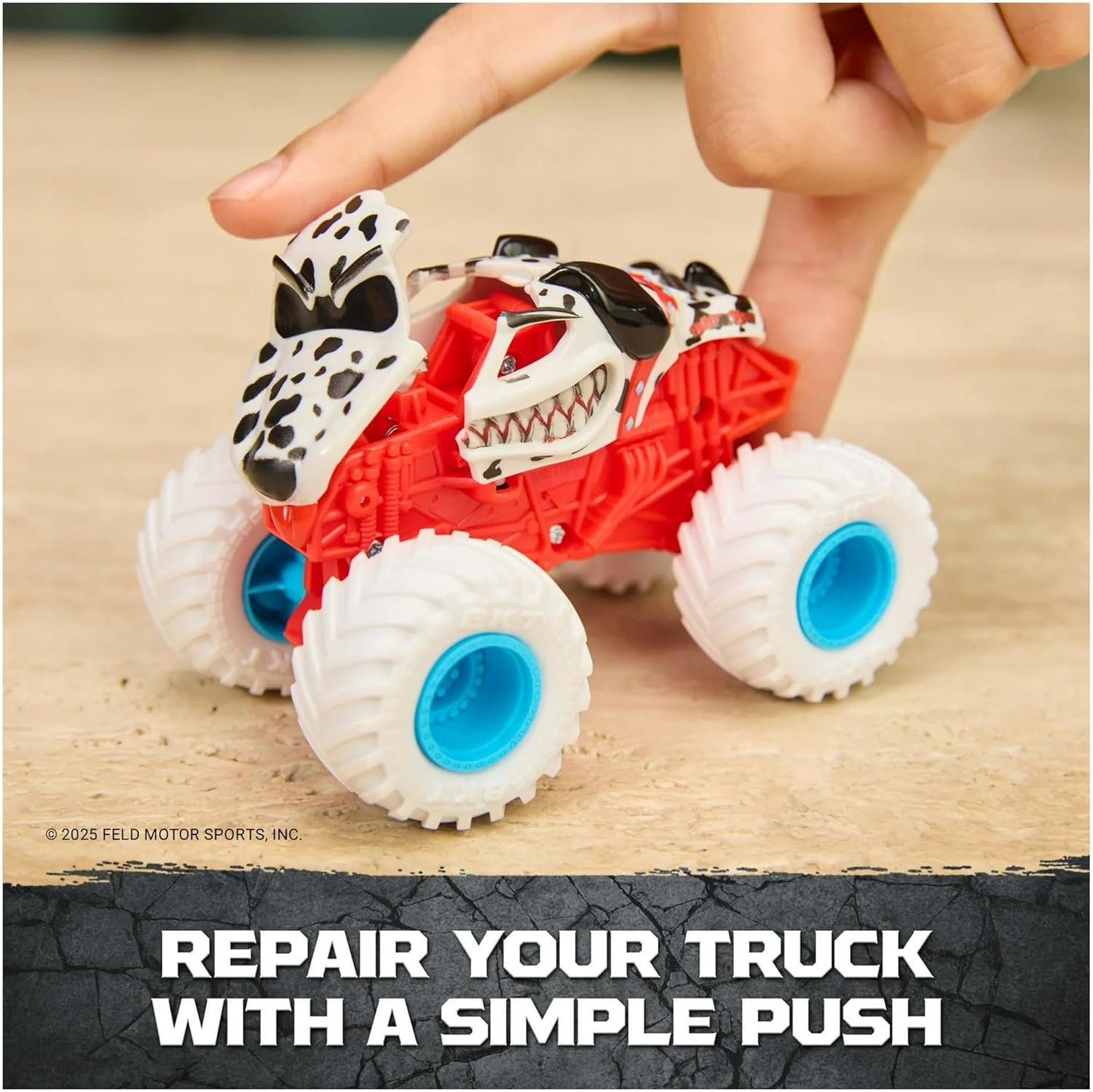 Monster Jam 1:64 Scale Smash and Bash Monster Truck - Monster Mutt